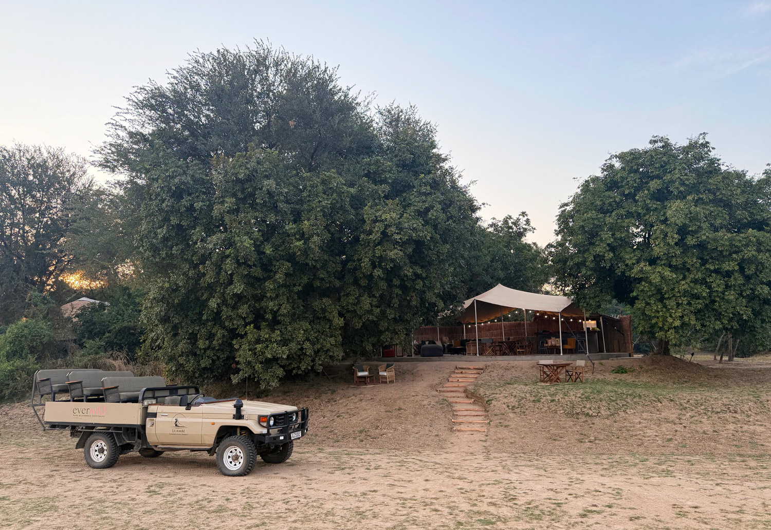 65-luambe-horizons-safari-destination-lodge