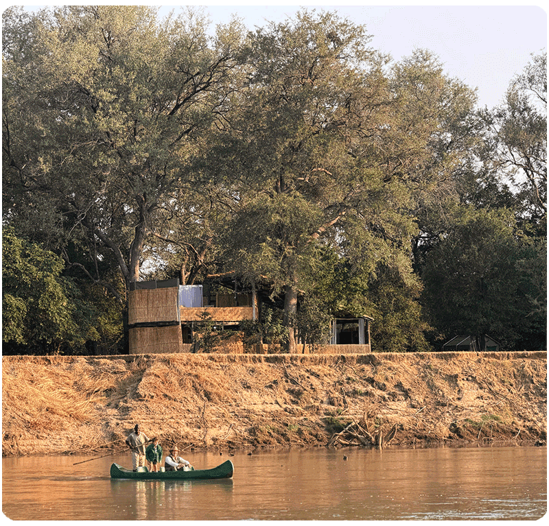 north-luangwa-skybeds-river-crossing